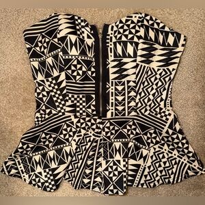 Strapless geometric Peplum top